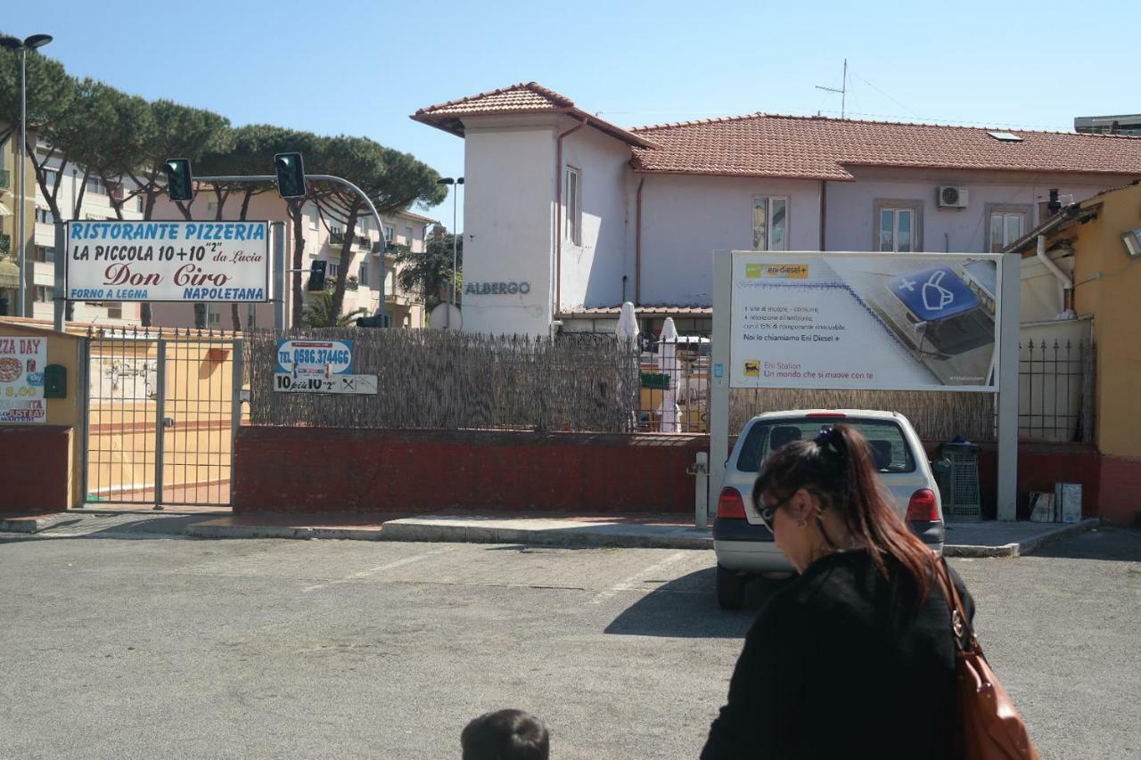 Hotel Houston Livorno - Struttura Esclusivamente Turistica - Not For Business Or Workers Экстерьер фото