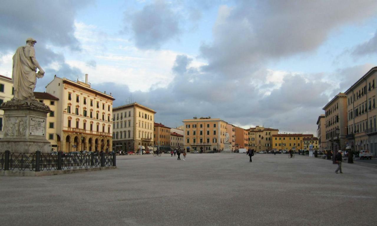 Hotel Houston Livorno - Struttura Esclusivamente Turistica - Not For Business Or Workers Экстерьер фото