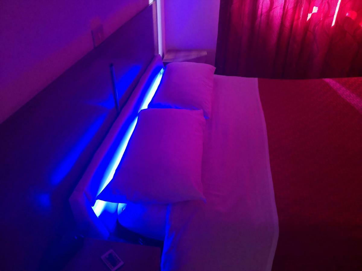 Hotel Houston Livorno - Struttura Esclusivamente Turistica - Not For Business Or Workers Экстерьер фото